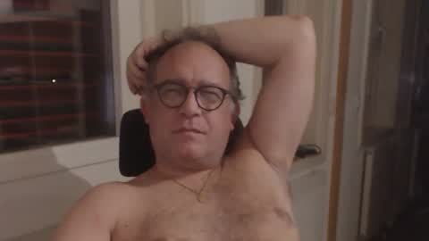 Snapshot of coquin369 chatting on 10-31-25, 10:44 Coquin369 online show from 10-31-25, 10:44