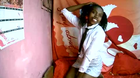 coquine_lara online show from 05-02-26, 12:54