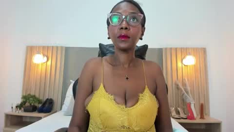 Snapshot of coral_15_ chatting on 11-09-25, 02:10 C O R A L online show from 11-09-25, 02:10