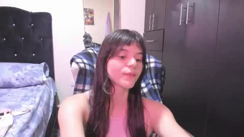 Coraline uwu     Bienvenidos al dulce mundo de Coraline    Hola amores soy Coraline  Una chica  tierna juguetona online show from 03-07-26, 02:58