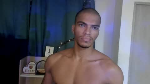 Snapshot of coreyglover chatting on 04-27-26, 10:02 CoreyGlover online show from 04-27-26, 10:02