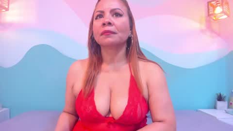 corina_taylor12 online show from 06-20-26, 12:30