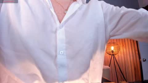 Corinne Russo online show from 03-06-25, 03:57