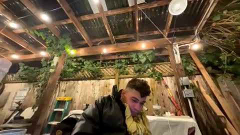 coronelking online show from 12-31-24, 06:05