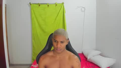 Ethan  online show from 05-11-26, 03:40