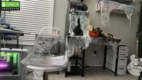 Snapshot of cosmicdreamz chatting on 10-31-25, 02:12 BrittanyRose online show from 10-31-25, 02:12