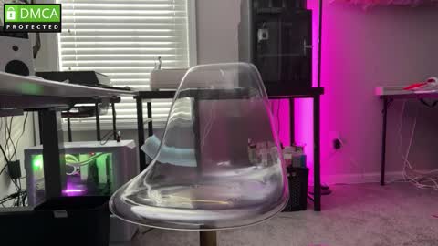 Snapshot of cosmicdreamz chatting on 12-14-25, 02:33 BrittanyRose online show from 12-14-25, 02:33