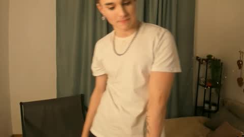 Snapshot of cosmicflirt chatting on 03-03-26, 09:10 Henry online show from 03-03-26, 09:10