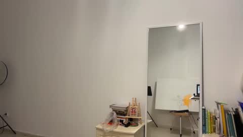 Lina online show from 12-17-25, 02:12