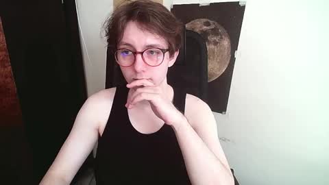 Snapshot of cosmonudes chatting on 05-15-26, 04:41 Barry online show from 05-15-26, 04:41