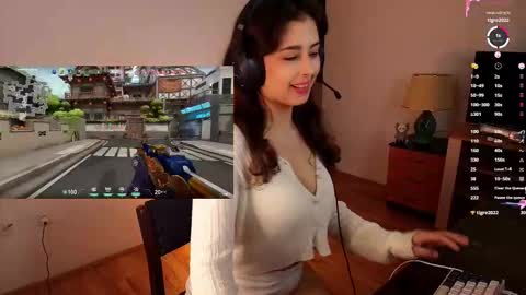 Luna online show from 02-25-26, 05:39