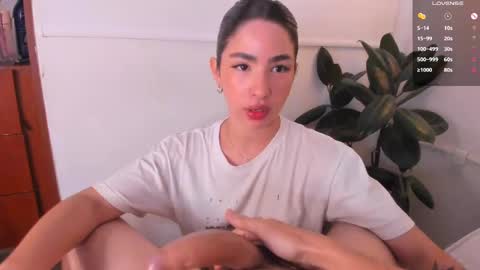 Snapshot of cottoncloud_ chatting on 02-13-25, 02:34 Candy Ken online show from 02-13-25, 02:34