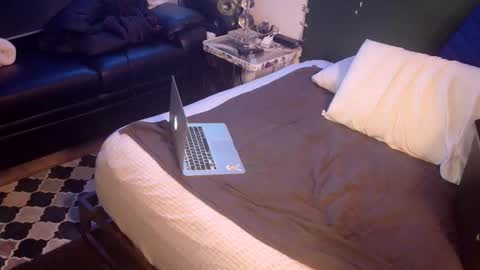 Corey online show from 12-05-25, 06:59