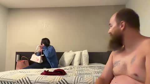 Alaskawildcouple online show from 05-17-26, 06:00