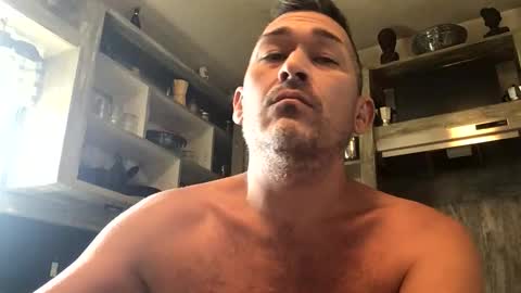 Snapshot of countryjoe2002 chatting on 10-16-25, 06:09 countryjoe2002 online show from 10-16-25, 06:09