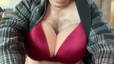 Snapshot of county1234 chatting on 06-27-26, 11:04 Counrt1234 online show from 06-27-26, 11:04