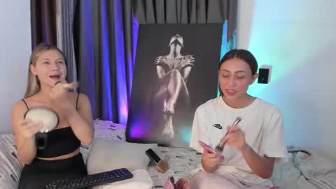 couple_funnyy online show from 02-28-26, 01:39