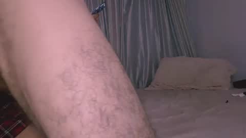 Snapshot of couple_sexxo chatting on 06-18-26, 05:19 Couple sexxo online show from 06-18-26, 05:19