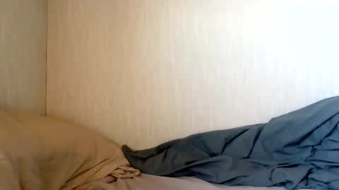 Snapshot of couples1234 chatting on 04-11-26, 09:24 couples1234 online show from 04-11-26, 09:24