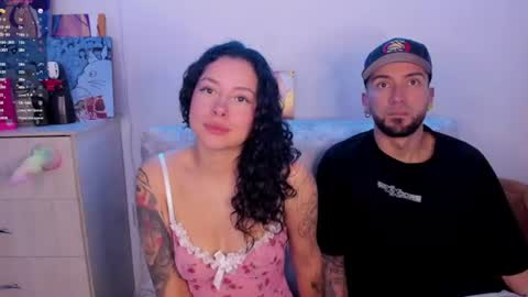 Snapshot of couplevibes_ chatting on 07-02-26, 03:23 Emily Andy online show from 07-02-26, 03:23