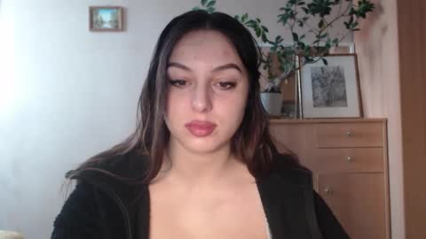 Courtney online show from 01-25-25, 07:49