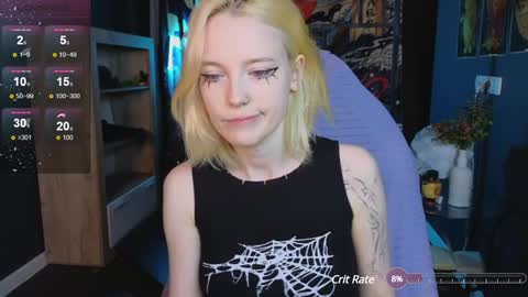 Snapshot of crackling_tati chatting on 12-04-24, 10:41 Tati online show from 12-04-24, 10:41