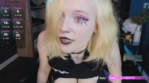 Snapshot of crackling_tati chatting on 12-05-24, 04:53 Tati online show from 12-05-24, 04:53