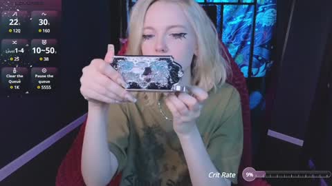 Snapshot of crackling_tati chatting on 01-22-25, 09:10 Tati online show from 01-22-25, 09:10