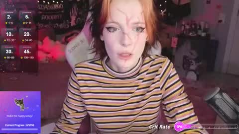 Snapshot of crackling_tati chatting on 10-31-25, 07:26 Tati online show from 10-31-25, 07:26