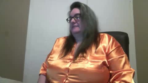 Craftgirl online show from 01-06-26, 01:20