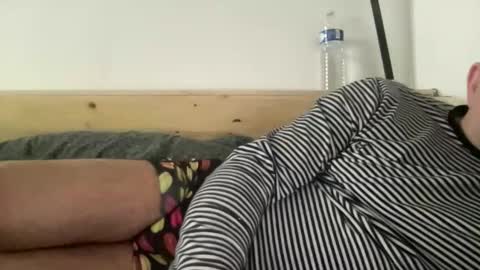 crapaud75018paris online show from 04-15-26, 12:01