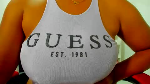 Snapshot of crapicorniohot3o chatting on 03-10-26, 03:28 crapicorniohot3o online show from 03-10-26, 03:28