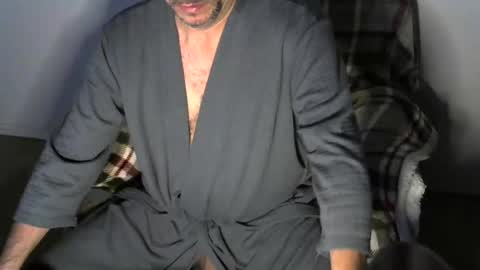 Snapshot of crazy4vegas chatting on 12-31-24, 08:37 crazy4vegas online show from 12-31-24, 08:37