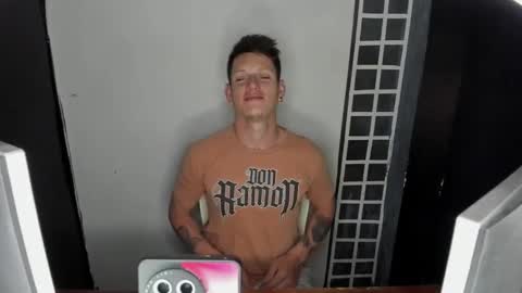 crazy_acouple_donpillo online show from 10-19-25, 01:28