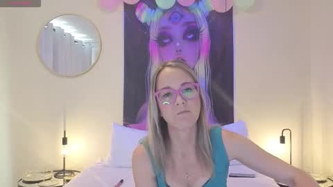 Stacy 2pm to 6pm mon-fri 3 CAT online show from 03-04-26, 12:11