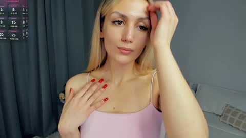 Emma online show from 02-09-25, 02:38