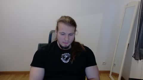 crazyangel8 online show from 02-03-25, 09:29