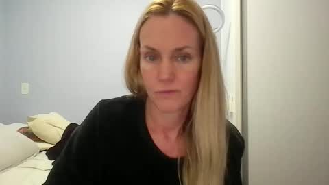 Anny online show from 05-23-26, 12:38