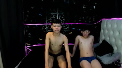 Snapshot of crazyasiantwink chatting on 02-16-26, 06:26 James online show from 02-16-26, 06:26