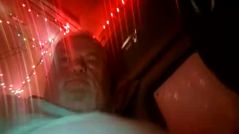 Snapshot of crazybob2001 chatting on 11-02-25, 07:55 crazybob2001 online show from 11-02-25, 07:55