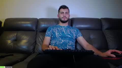 Snapshot of crazydom1 chatting on 09-29-25, 06:35 Crazy online show from 09-29-25, 06:35