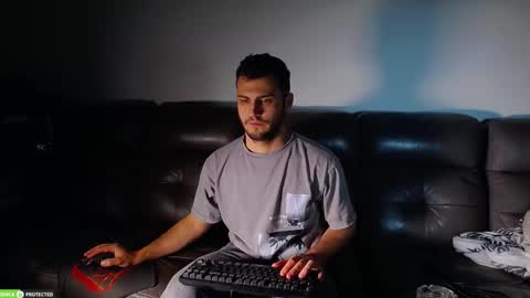 Snapshot of crazydom1 chatting on 10-24-25, 10:39 Crazy online show from 10-24-25, 10:39