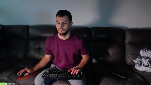 Snapshot of crazydom1 chatting on 10-25-25, 12:56 Crazy online show from 10-25-25, 12:56