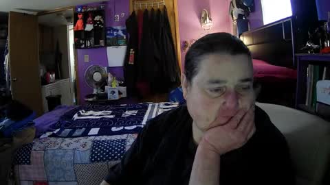 crazygirl802 online show from 10-09-25, 07:56