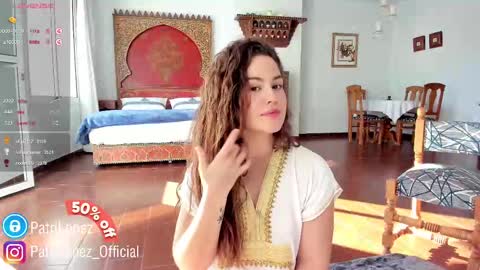 Patricia Lpez online show from 02-09-25, 03:34