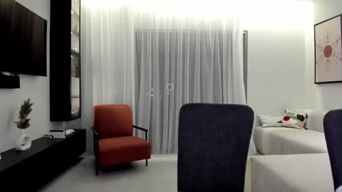 Patricia Lpez online show from 11-01-25, 08:33