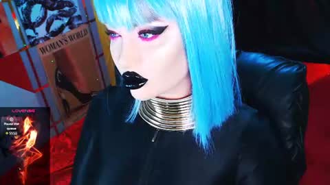 Roxy online show from 06-17-26, 02:51