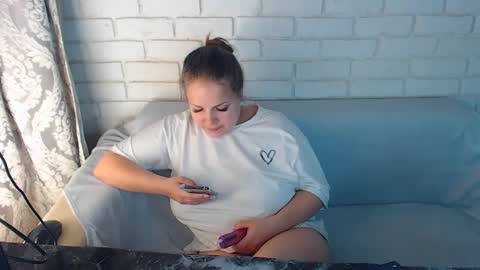 Crazyy Girl  online show from 12-15-24, 03:09