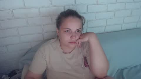 Crazyy Girl  online show from 09-18-25, 03:58