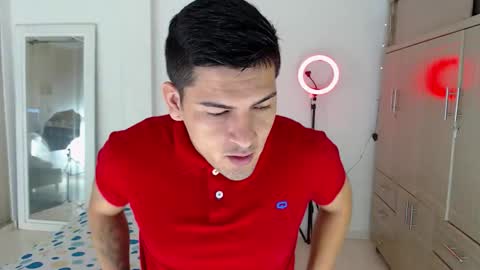 Snapshot of crazyybull chatting on 09-10-25, 02:22 Bull online show from 09-10-25, 02:22